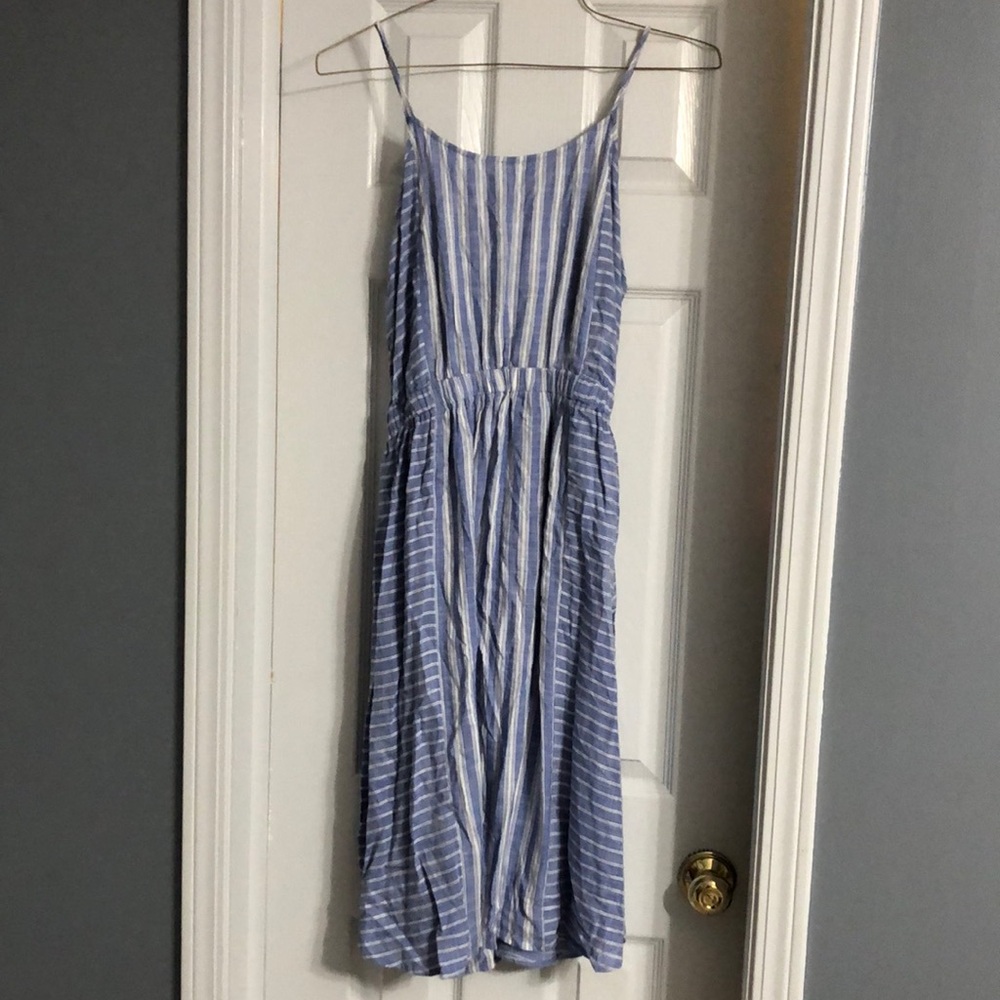 LOFT Beach Lightweight Blue and White Striped Tie Back Midi Sundress Size Medium